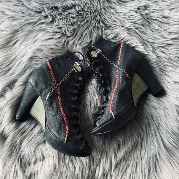 John Fluevog WRITES
ANGELOU Black Heeled Boots with Chunky Heel - Picture 7 of 13